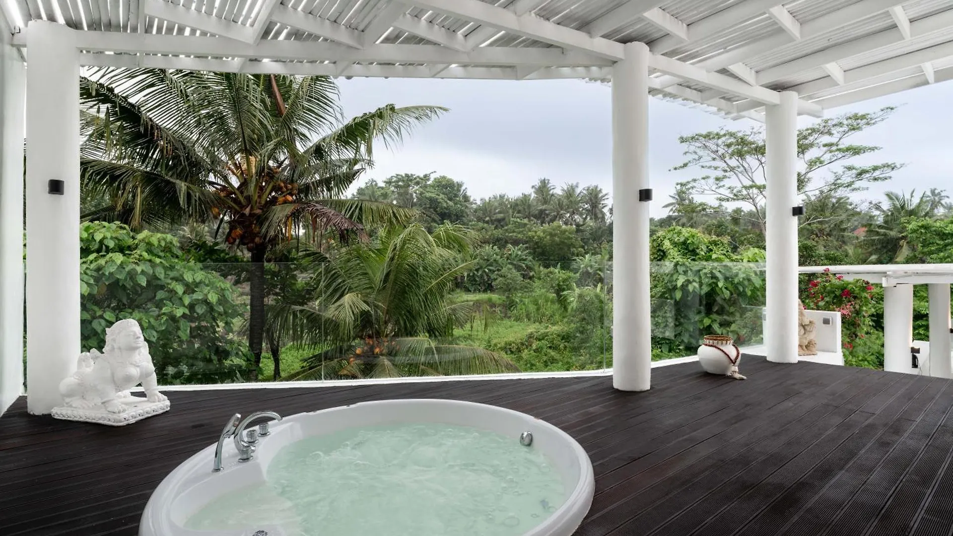 Exclusive 3Br Celebrity Villa - Ice Bath - Sauna - Jacuzzi - Outdoor Gym - Bbq - Stunning Rice Field & Jungle Views Ubud
