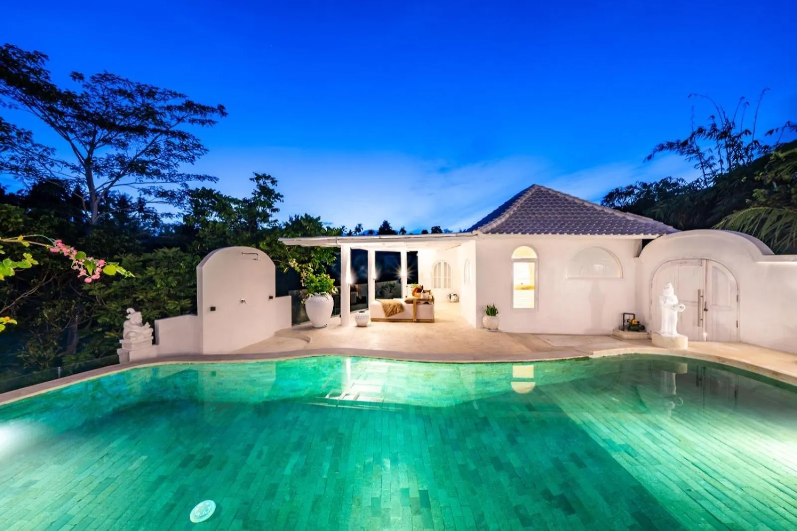 Exclusive 3Br Celebrity Villa - Ice Bath - Sauna - Jacuzzi - Outdoor Gym - Bbq - Stunning Rice Field & Jungle Views Ubud